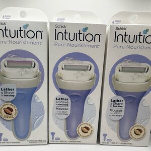 Pure Nourishment Razor with Blue Handle